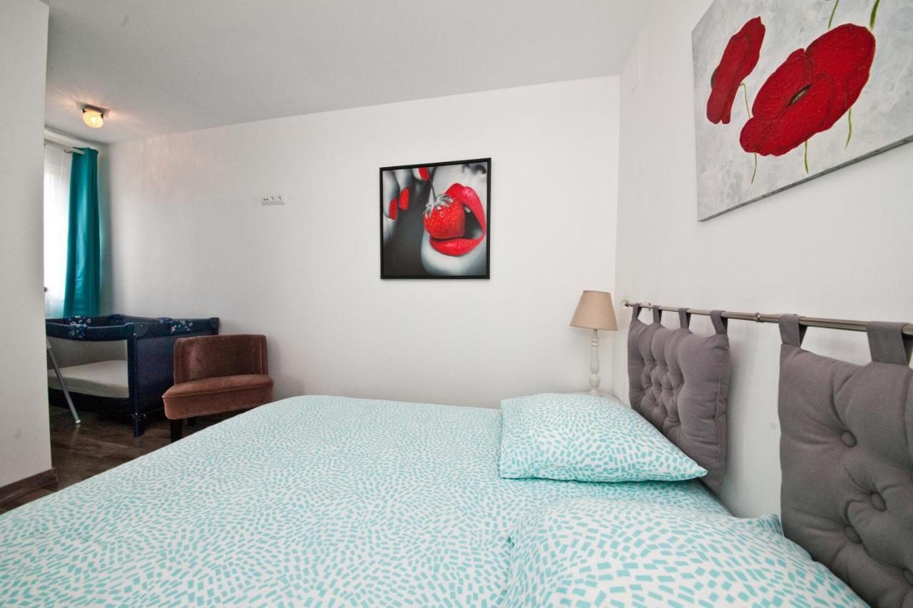 Gite 65 M2 200 M Gare T-G-V 400 M Centre-Ville Grand Parking 250 Places Gratuit Face Au Logement Arras Dış mekan fotoğraf